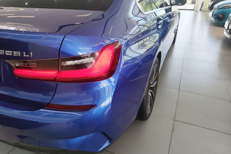 Used BMW 3 Series 2022 325Li M Sport Package Right Rear Taillight