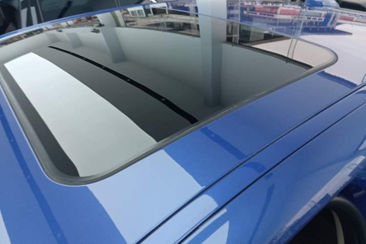 Used BMW 3 Series 2022 325i M Sport Package Roof