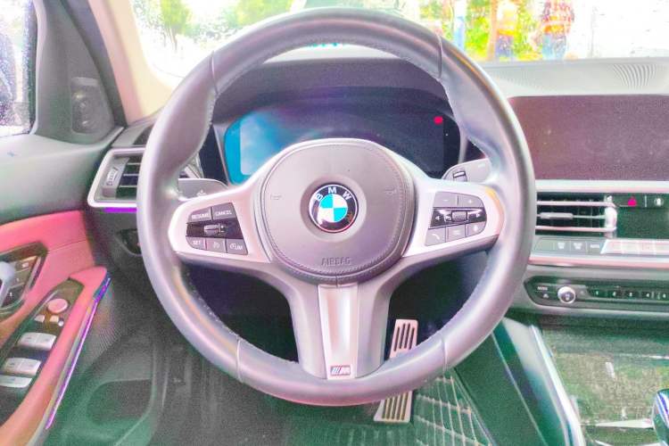 Used BMW 3 Series 2022 325Li M Sport Package Steering Wheel