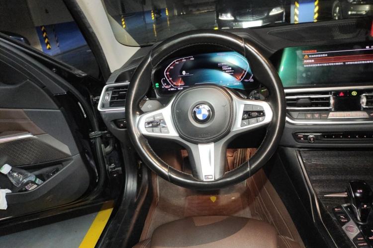 Used BMW 3 Series 2022 325Li M Sport Package Steering Wheel