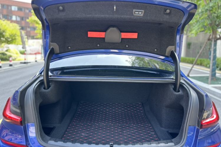 Used BMW 3 Series 2022 325Li M Sport Package Trunk