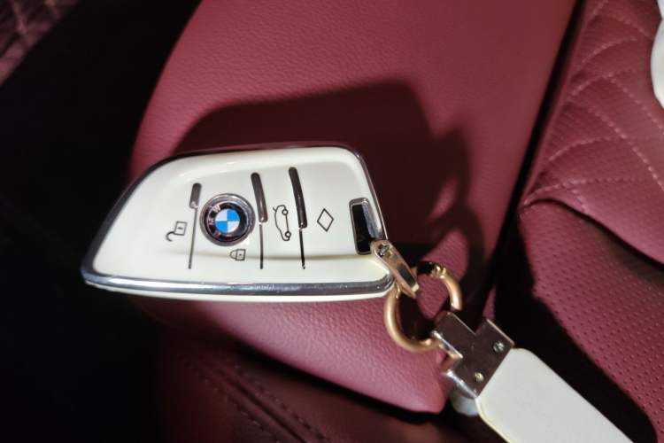 Used BMW 3 Series 2022 Updated 325Li M Sport Package Vehicle Key