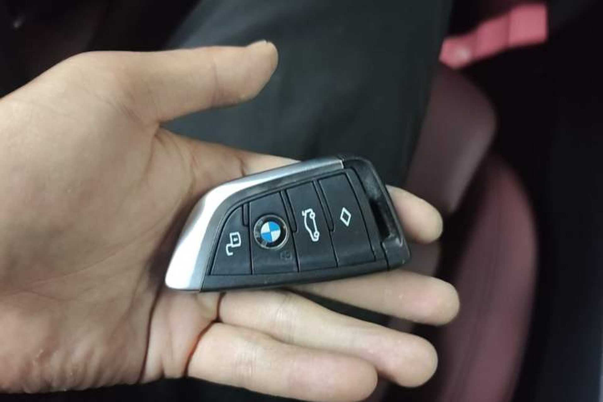 Used BMW 3 Series 2022 325Li M Sport Package Vehicle Key