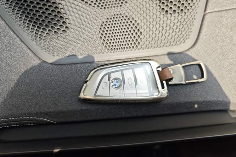 Used BMW 3 Series 2022 325Li M Sport Package Vehicle Key