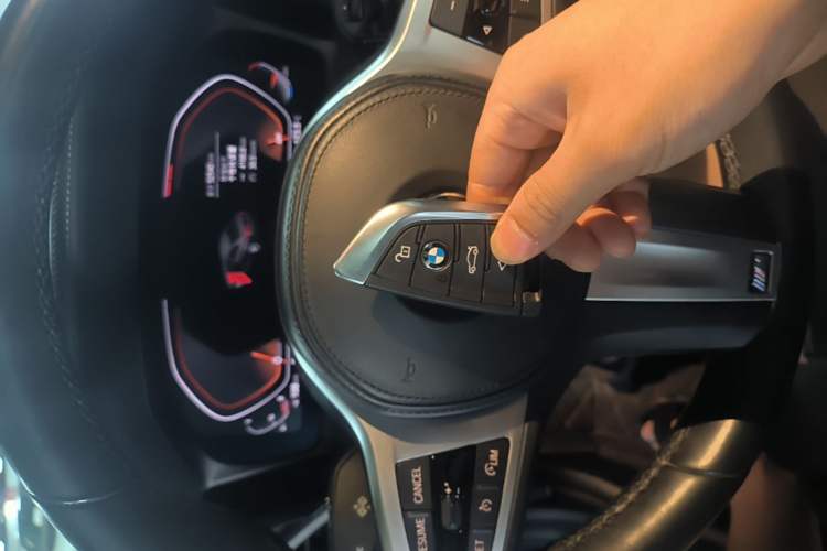 Used BMW 3 Series 2022 325Li M Sport Package Vehicle Key
