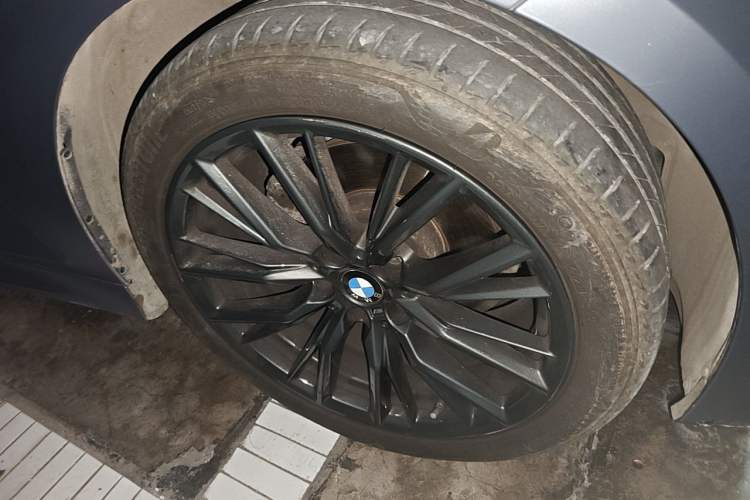 Used BMW 3 Series 2022 325i M Sport Night Edition Package Exterior 7