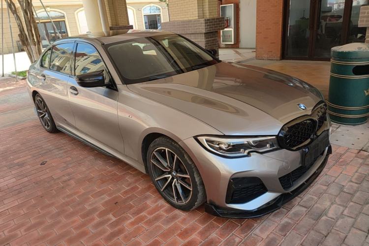 Used BMW 3 Series 2022 325Li M Sport Package Front Right 45 Deg