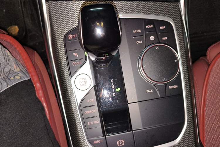 Used BMW 3 Series 2022 325Li M Sport Night Edition Package Gear Lever