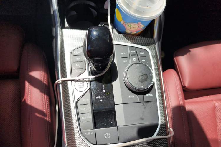 Used BMW 3 Series 2022 Revised 325i M Sport Night Edition Package Gear Lever