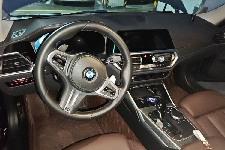 Used BMW 3 Series 2022 325i M Sport Night Edition Package Interior 2