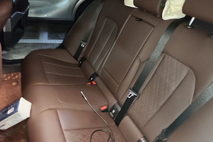 Used BMW 3 Series 2022 325i M Sport Night Edition Package Interior 4