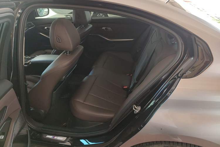 Used BMW 3 Series 2022 325Li M Sport Package Left Rear Seat