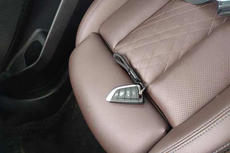 Used BMW 3 Series 2022 325Li M Sport Package Vehicle Key