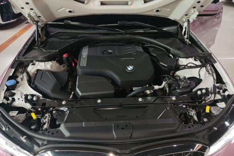 Used BMW 3 Series 2022 325Li xDrive M Sport Package Engine Bay