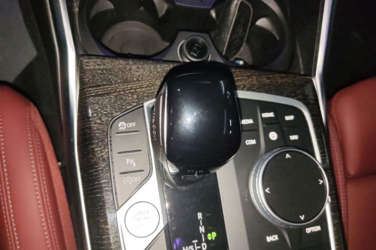 Used BMW 3 Series 2022 325Li xDrive M Sport Package Gear Lever