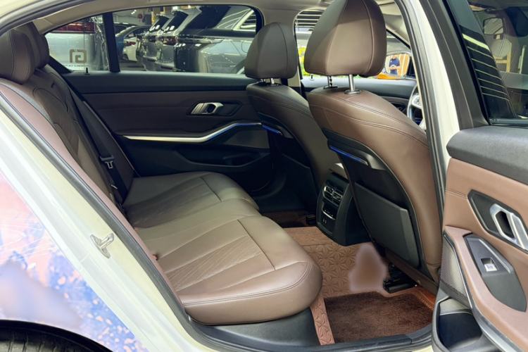 Used BMW 3 Series 2022 325Li xDrive M Sport Package Interior 12