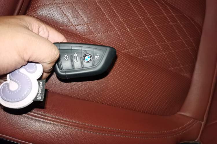 Used BMW 3 Series 2022 Restyled 325Li M Sport Night Edition Package Vehicle Key