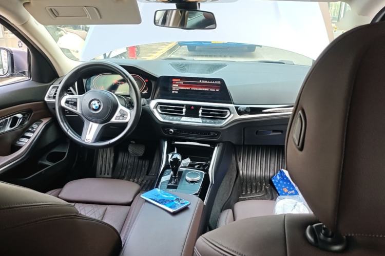 Used BMW 3 Series 2022 320Li M Sport Package Center Console