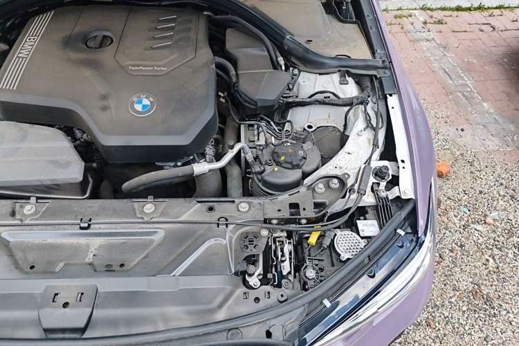 Used BMW 3 Series 2022 325Li M Sport Package Engine Bay Left