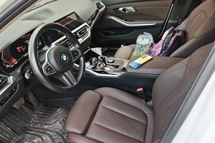 Used BMW 3 Series 2022 320Li M Sport Package Left Front Seat