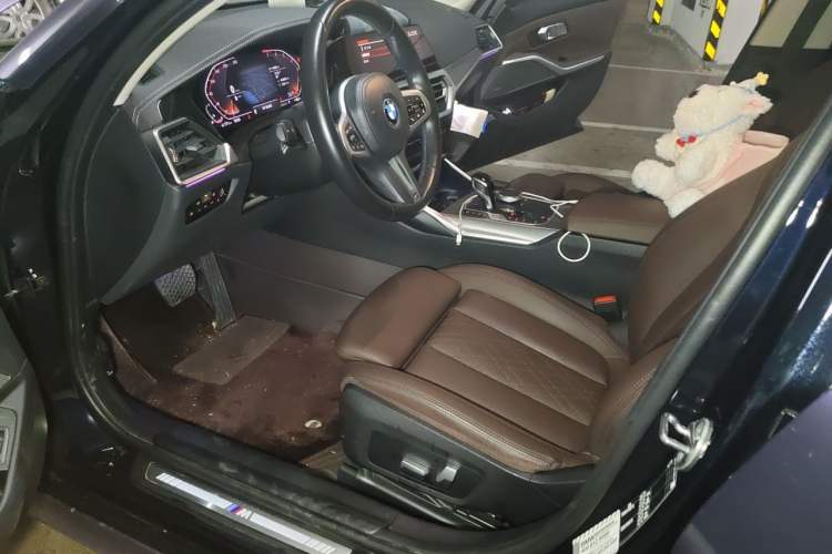 Used BMW 3 Series 2022 325Li M Sport Night Edition Package Left Front Seat