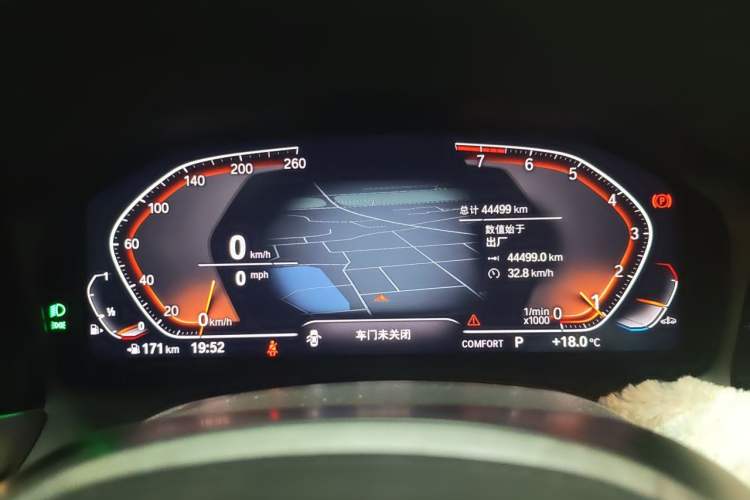 Used BMW 3 Series 2022 325Li M Sport Night Edition Package Odometer Close Up