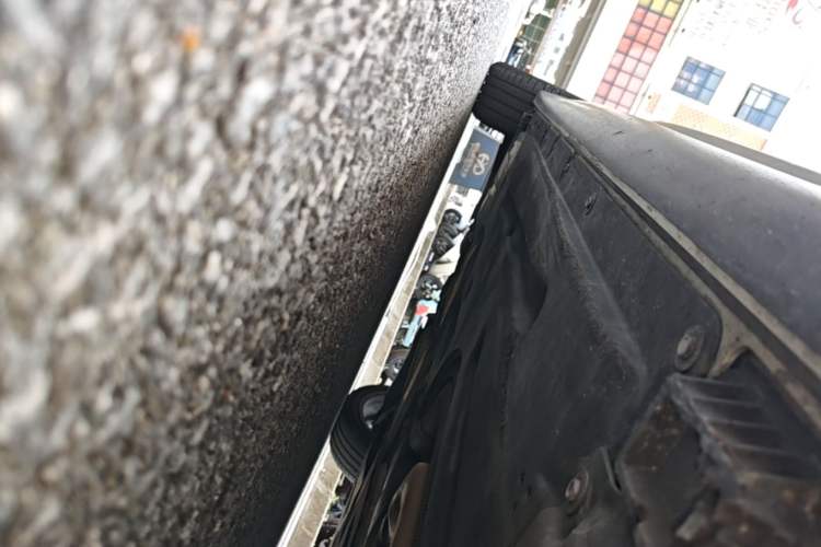 Used BMW 3 Series 2022 320Li M Sport Package Right Side Sill