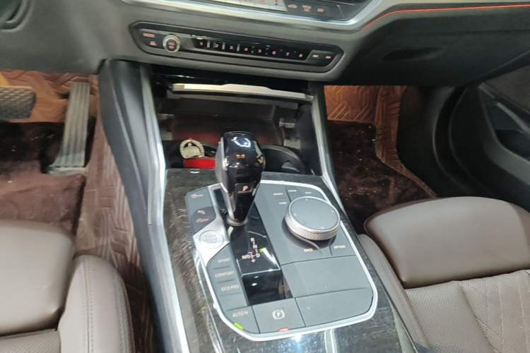 Used BMW 3 Series 2022 325Li M Sport Package Gear Lever