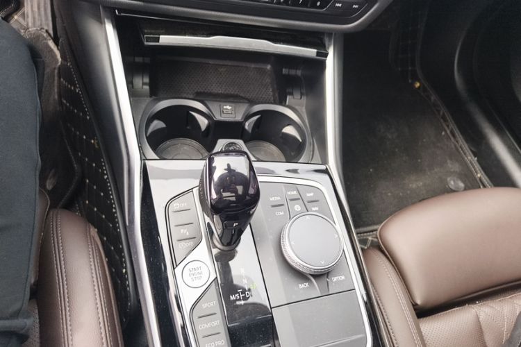 Used BMW 3 Series 2022 320Li M Sport Package Interior 4