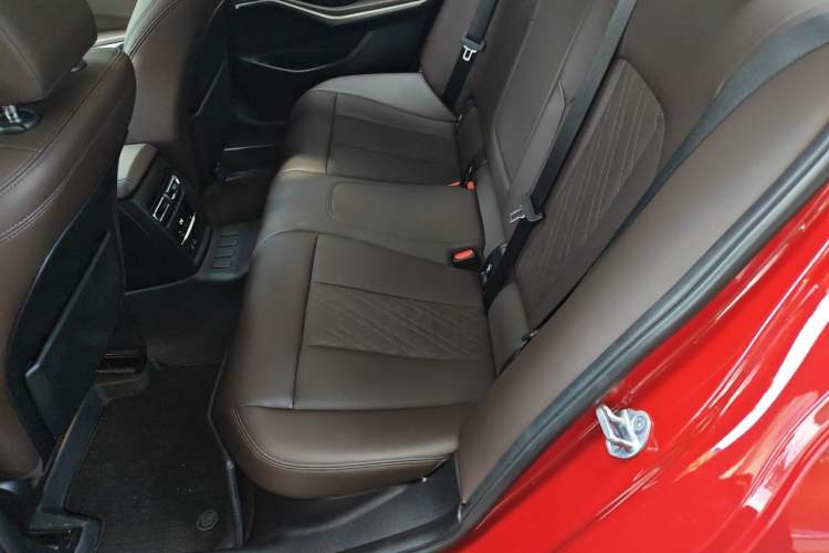 Used BMW 3 Series 2022 320i Sport Package Left Rear Seat