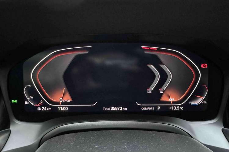 Used BMW 3 Series 2022 320Li M Sport Package Odometer Close Up