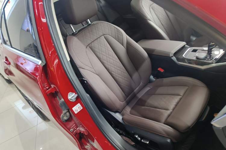 Used BMW 3 Series 2022 325Li M Sport Package Right Front Seat