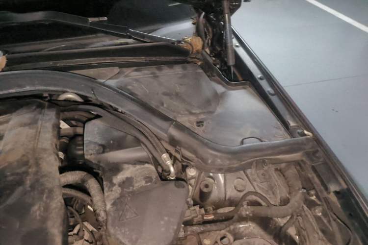 Used BMW 3 Series 2022 325Li M Sport Package Engine Bay Left