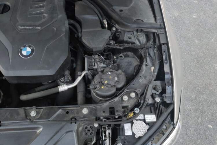 Used BMW 3 Series 2022 325Li M Sport Package Engine Bay Left