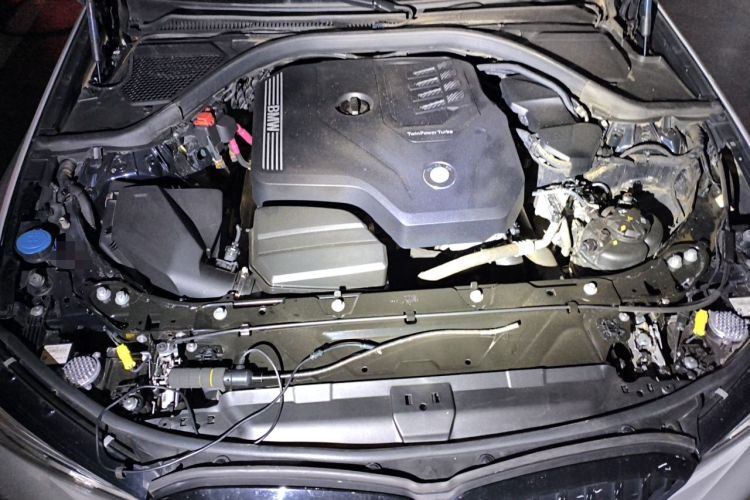 Used BMW 3 Series 2022 325i M Sport Package Engine Bay
