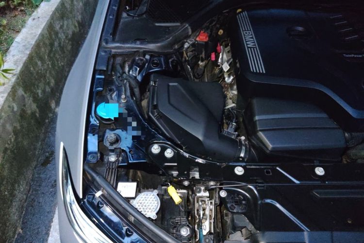 Used BMW 3 Series 2022 330Li xDrive M Sport Night Edition Package Engine Bay Right