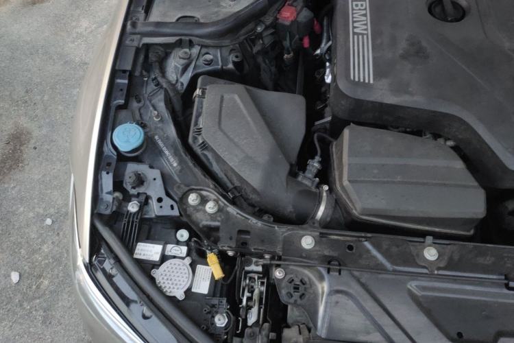Used BMW 3 Series 2022 325Li M Sport Package Engine Bay Right