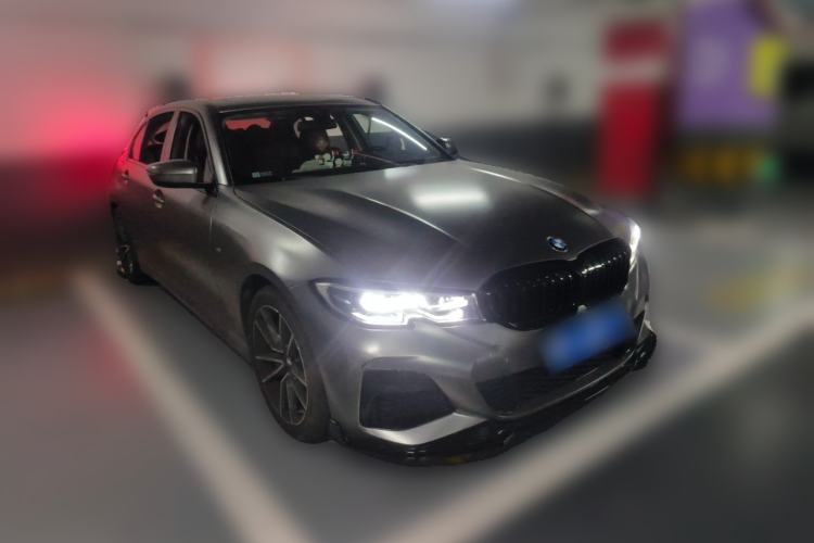 Used BMW 3 Series 2022 325Li M Sport Package Front Right 45 Deg