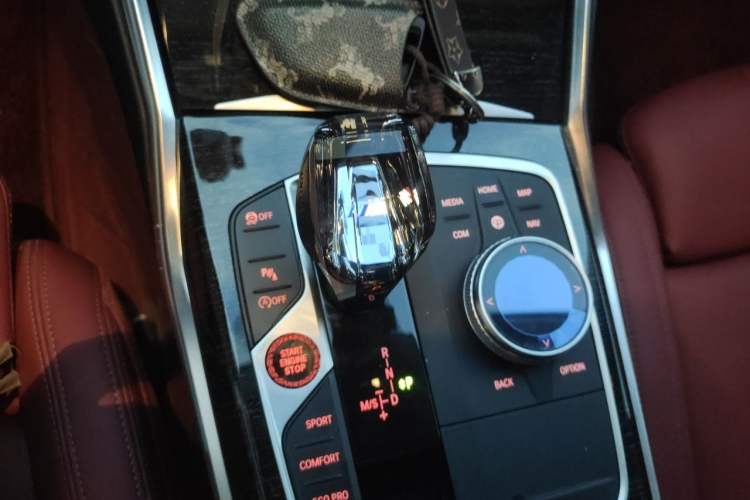 Used BMW 3 Series 2022 325Li M Sport Package Gear Lever