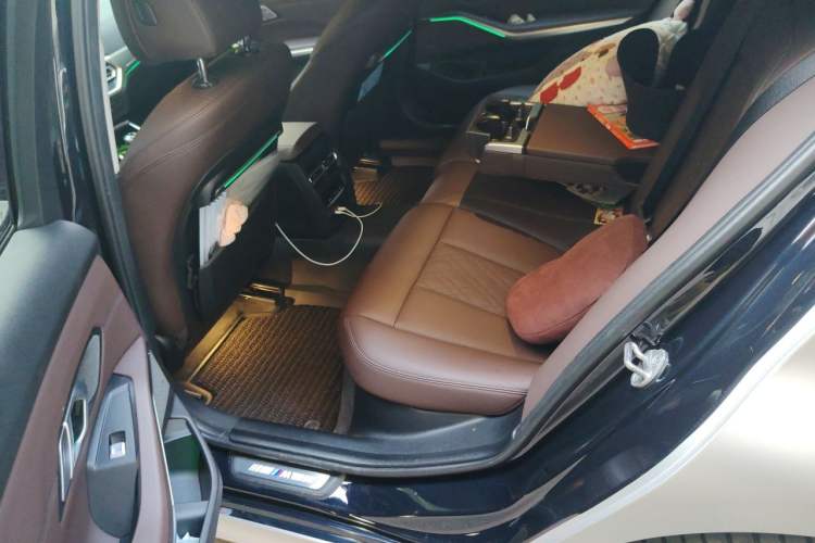 Used BMW 3 Series 2022 330Li xDrive M Sport Night Edition Package Left Rear Seat