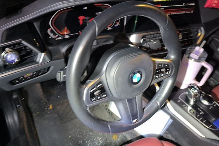 Used BMW 3 Series 2022 325i M Sport Package Steering Wheel