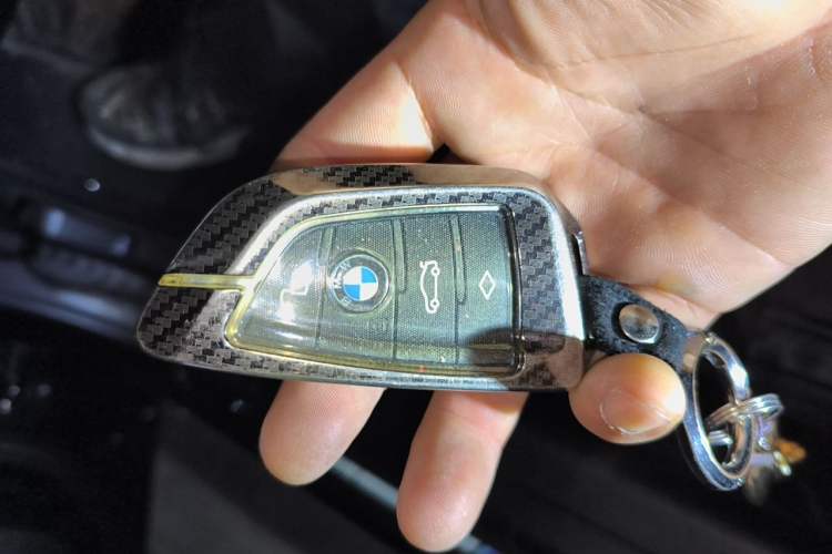 Used BMW 3 Series 2022 325i M Sport Package Vehicle Key