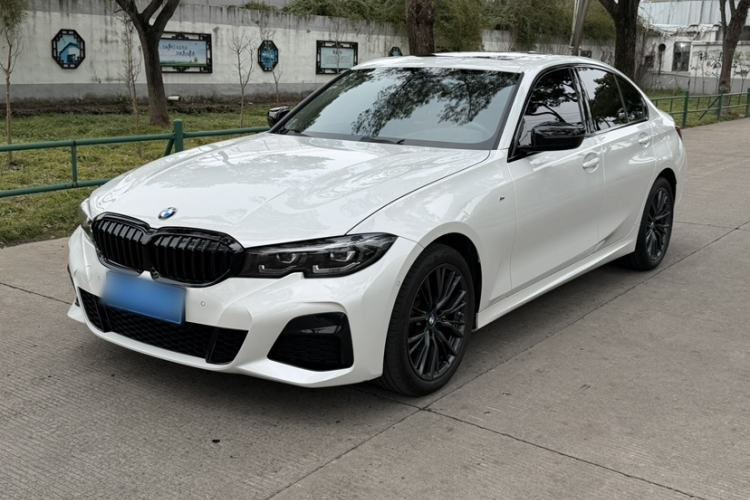 Used BMW 3 Series 2022 330i M Sport Night Edition Guazi used car, China used car export, Used car for sale, Used  cars, Cheapest cars for sale