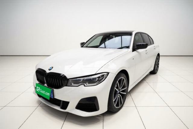 BMW 3 Series 2022 325Li M Sport Package d’occasion