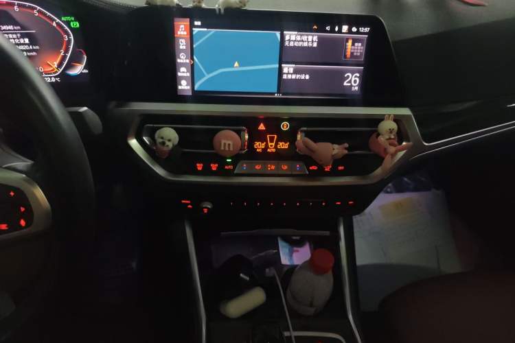 Used BMW 3 Series 2022 325Li M Sport Package Audio And AC Panel