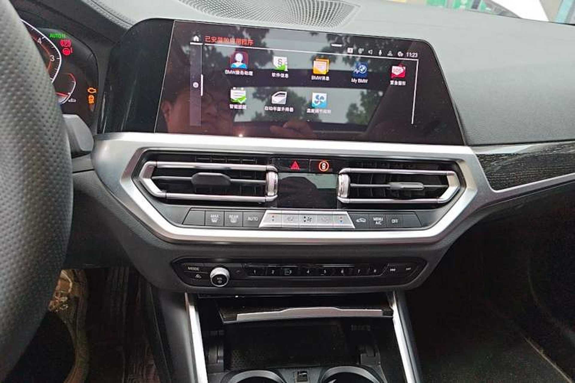 Used BMW 3 Series 2022 325Li M Sport Package Audio And AC Panel