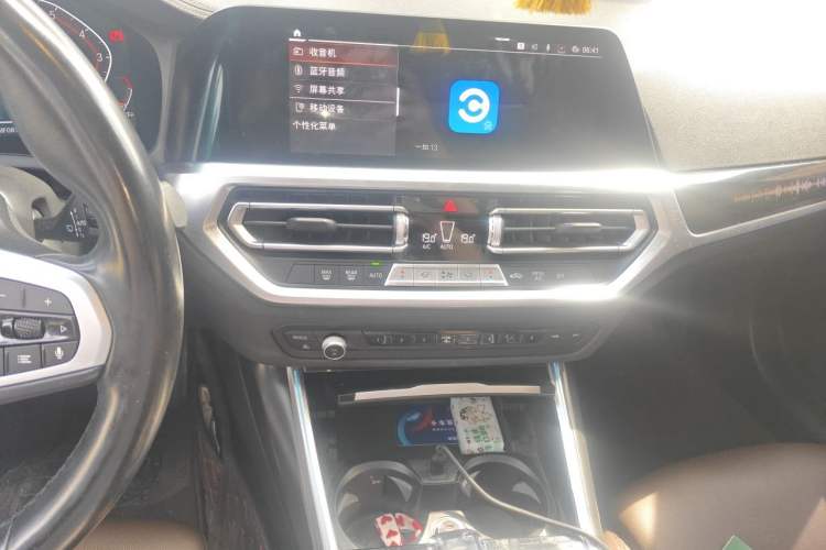 Used BMW 3 Series 2022 Restyled 320Li M Sport Package Audio And AC Panel