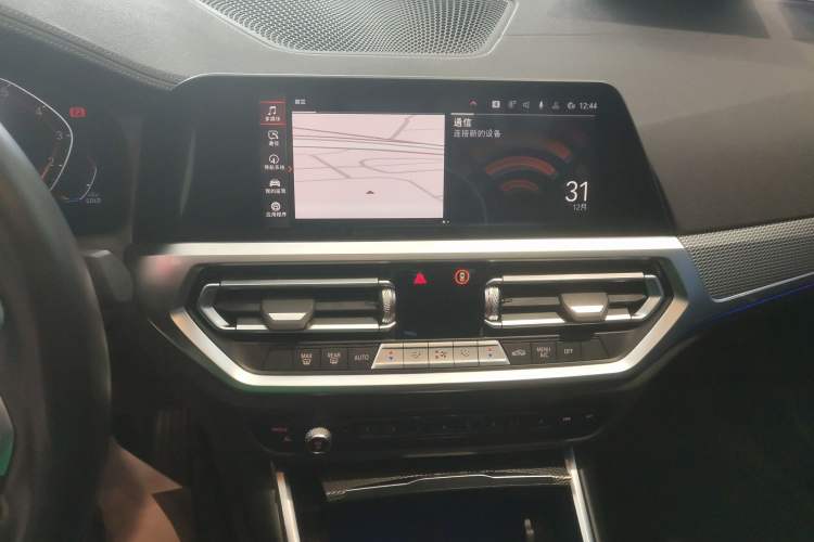 Used BMW 3 Series 2022 330Li xDrive M Sport Night Edition Package Audio And AC Panel