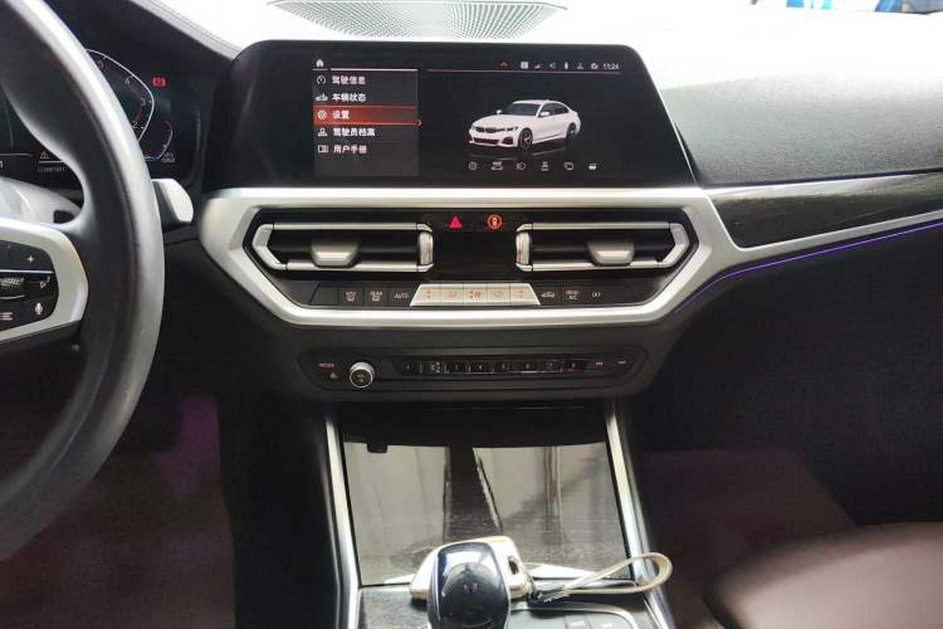 Used BMW 3 Series 2022 325Li M Sport Package Audio And AC Panel