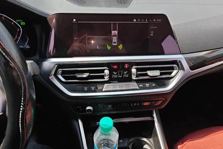 Used BMW 3 Series 2022 325Li M Sport Package Audio And AC Panel